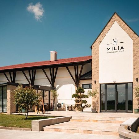 Milia Wine & Event Resort Dunajský Klátov Extérieur photo
