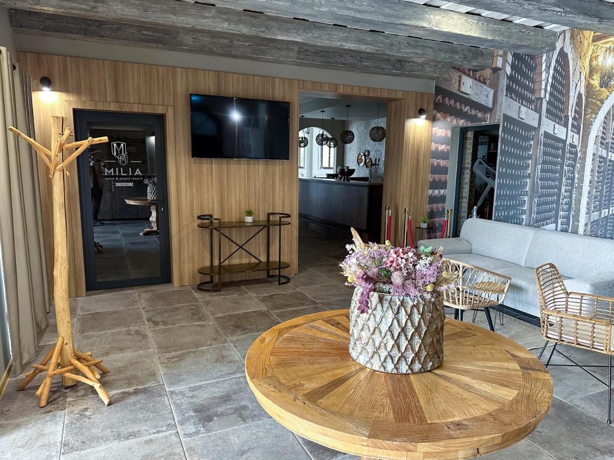 Milia Wine & Event Resort Dunajský Klátov Extérieur photo